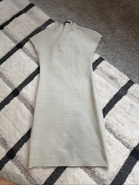 Zara Sleeveless Midi Dress in Light Beige